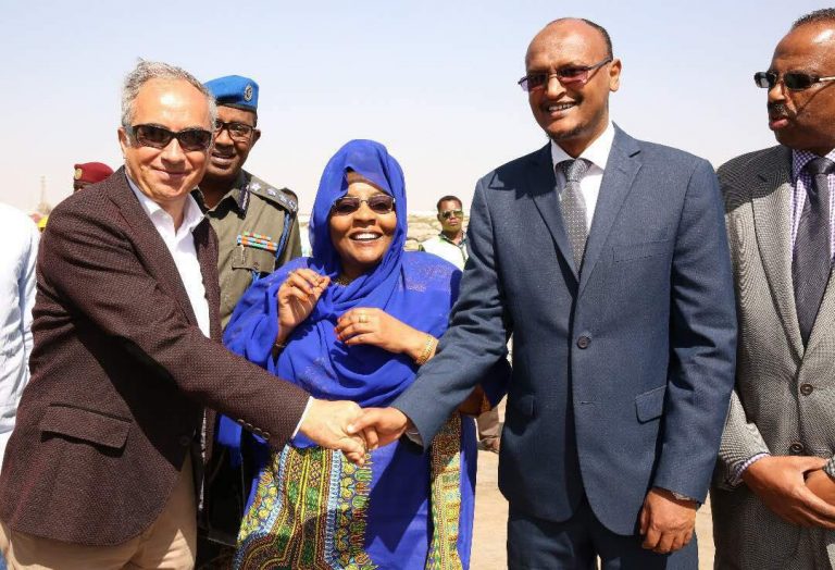 Ra’iisal wasaare ku-xigeenka dalka oo daah furay qalab casri ah oo lagu soo kordhiyay Dekadda Muqdisho+Sawirro