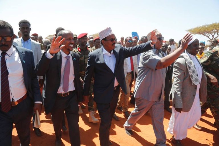 Madaxweynaha Jamuuriyada Federalka Soomaaliya oo U ambabaxey Degmada Hobyo