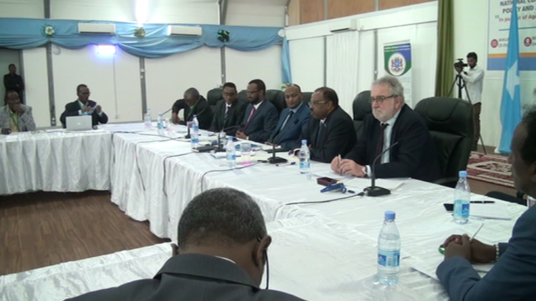 Shirweynaha Qaran ee Siyaasadda Sugnaanta Cuntada iyo Horumarinta Beeraha oo Muqdisho lagu qabtey