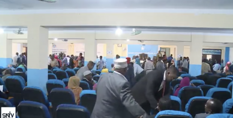 Afar musharax oo wareegga labaad u gudubtay