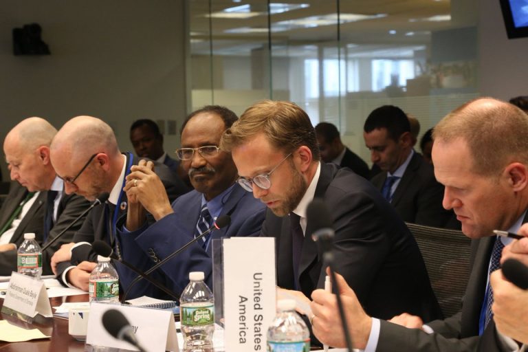 Wasiir Beyle” Bankiga Adduunka iyo IMF waxay ku qanceen qaabka maamulka maaliyadda (Sawirro).