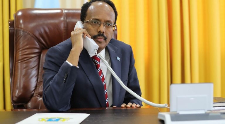 Madaxweyna Farmaajo oo dhigiisa Masar uga mahadceliyay garab istaagooda xilli qadka talefanka kuwada hadleen