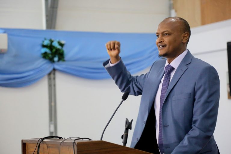 Ra’iisulwasare ku xigeenka dalka oo la kulmaya Madaxweynaha Koonfurta Suudaan