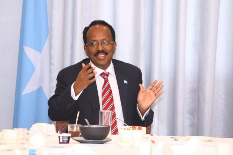 Madaxweynaha Jamuuriyada soomaaliya oo hambalyo u diray Dhallinyarada soomaaliyeed