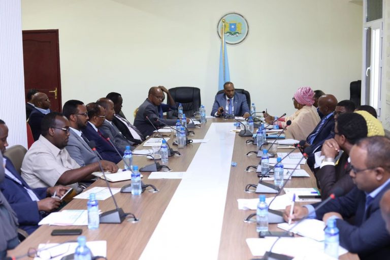 Golaha Wasiirada XFS oo maanta ka hadlay arrimaha Fatahaada iyo Ansixinta Hab-Maamuuska xeer lagu aas aasay Midowga Baarlamaanka Africa