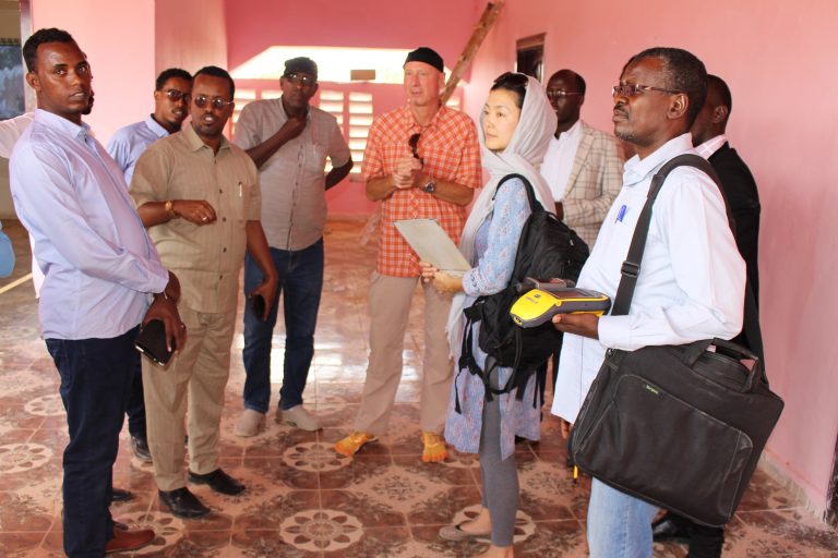 Wafdi ka socda Qaramada Midoobay oo gaaray Dhuusamareeb