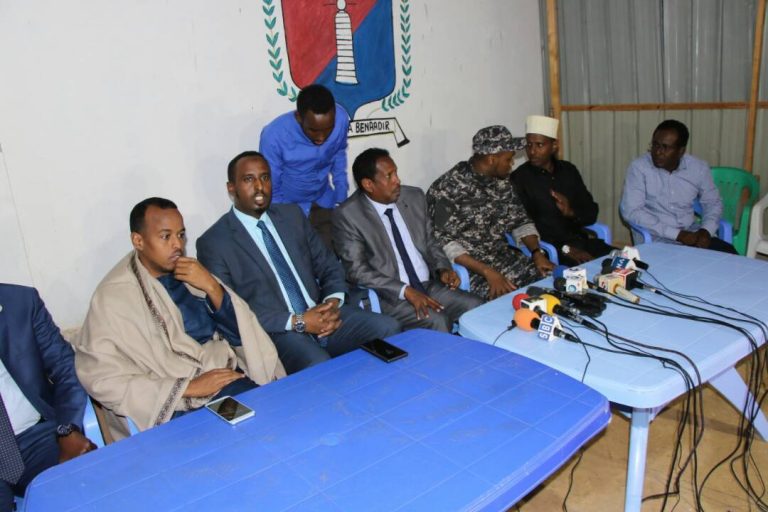 Guddoomiyaha Gobolka Banaadir oo ku Ammaanay Shacabka Garasbaaleey iskutashiga iyo Horumarka deegaanka ka socda