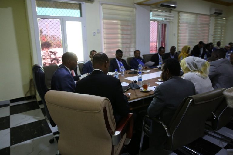 Goloaha Wasiirrada Oo Ansixiyay Qorsha amniga Caasimadda