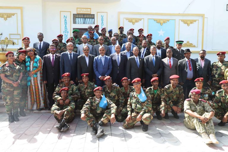 Madaxweyne Farmaajo oo Madaxtooyada ku Qaabilay Wafdiga Jabuuti ee Kasoo Qeyb Galay Xuska1-da Luuliyo