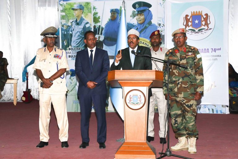 Madaxweyne Farmaajo oo ugu baaqay shacabka in ay ka qeyb qaataan ololaha Isxilqaan