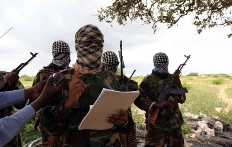 Al-shabaab “dhiigga shacabka Muqdisho deggan ALLE ayaan ugu dhowaaneynaa”