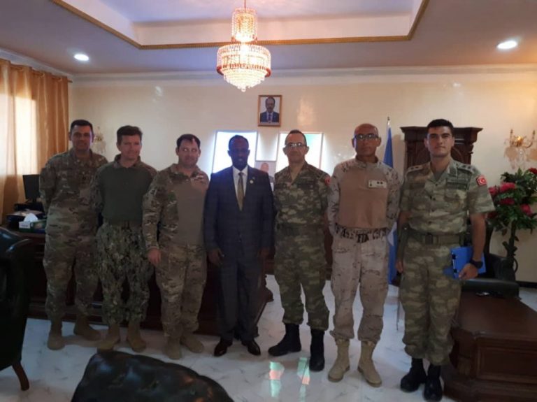 Wasiirka Difaaca XFS oo la kulmay saraakiil ka socota Mareykanka, Midowga Yurub iyo Turkiga “Sawirro”