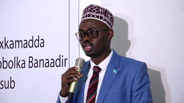 Maxkamadda Gobolka Banaadir oo maanta u fariisaneysa dhageysiga codsi dammaanad siin Mas’uul ku eedeysan Masuq maasuq