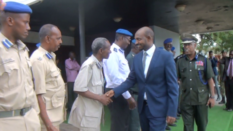 Shir looga hadlay arrimaha amniga iyo sareynta sharciga oo lagu qabtay Muqdisho