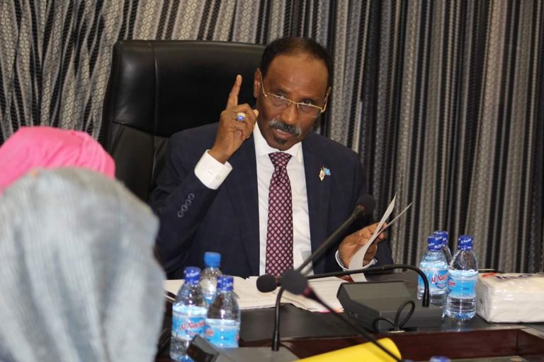 Wasiirka Maaliyadda XFS oo Shir Guddoomiyay kulanka Billaha ah ee Guddiga Dhaqaalaha