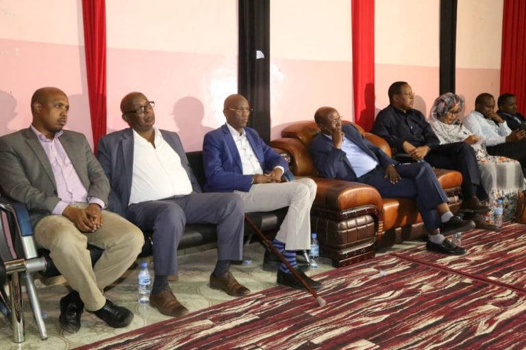 Guddigii golaha Aqalka sare  uu u diray Galmudug oo la kulmay qaybaha kala duwan ee Bulshada