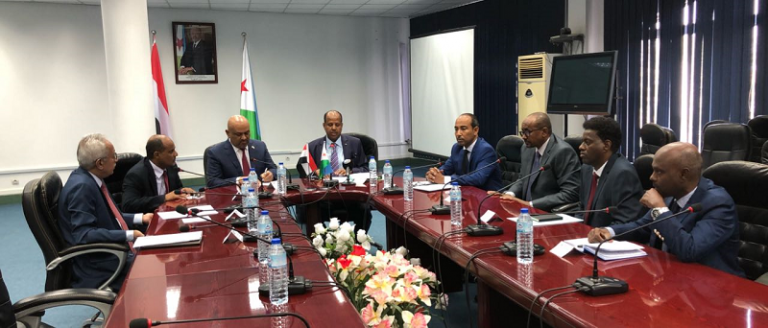 Wasiiradda Arrimaha Dibeda Jabuuti iyo Yemen oo ka wada hadlay Xiriirka Labada Dal