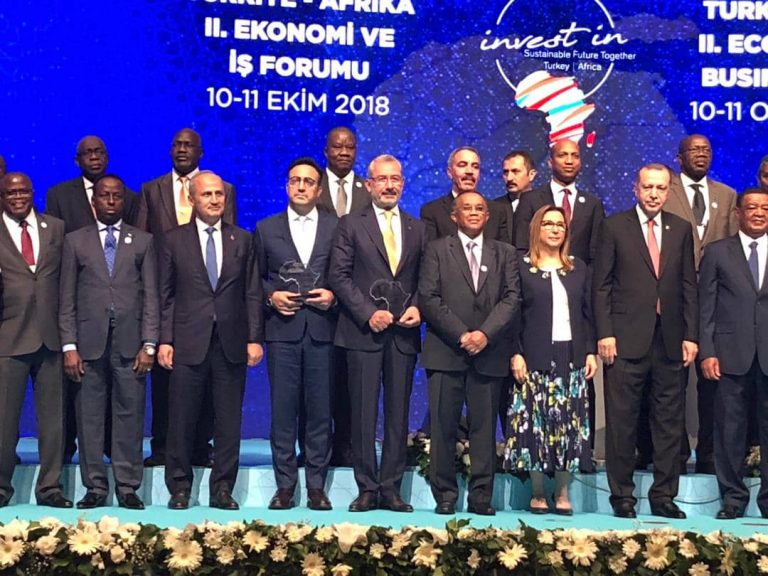 Wasiirka Ganacsiga xukuumada soomaaliya oo la kulmay dhigiisa dalka turkiga