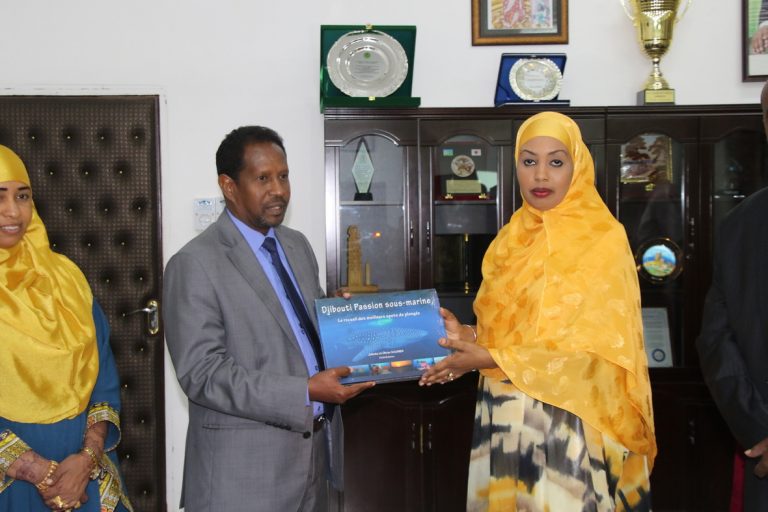 Duqa Muqdisho oo la kulmay Masuuliyiin ka tirsan Jamhuuriyadda Jabuuti