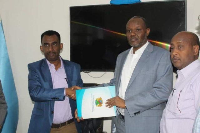 Madaxweynaha cusub ee Koofur galbeed oo maanta si rasmi ah Xilka ula wareegay