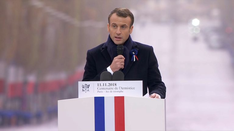 Emmanuel Macron oo sheegay in hoos loo dhigayo canshuurta dalka faransiiska