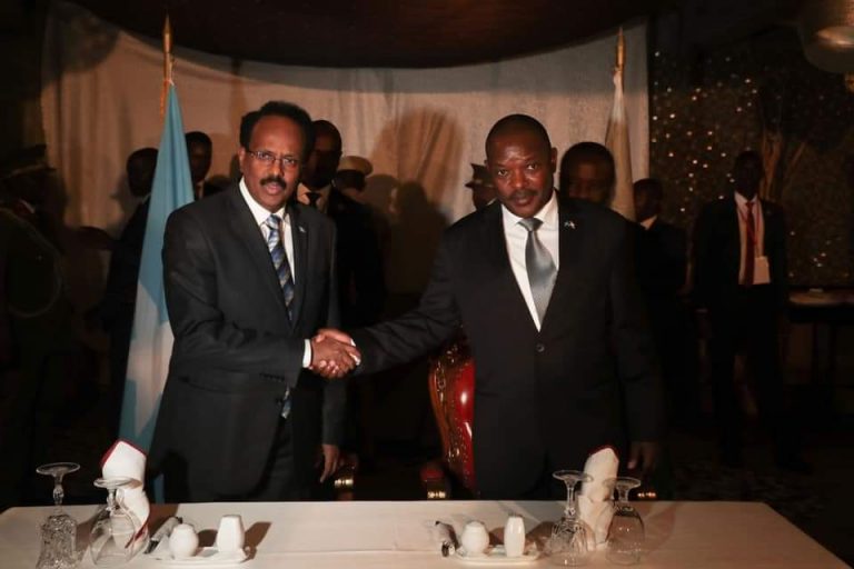 Madaxweynaha JFS iyo Wafdigiisa oo xalay casho soo dhaweyn ah uu sameeyay dhiggiisa Burundi