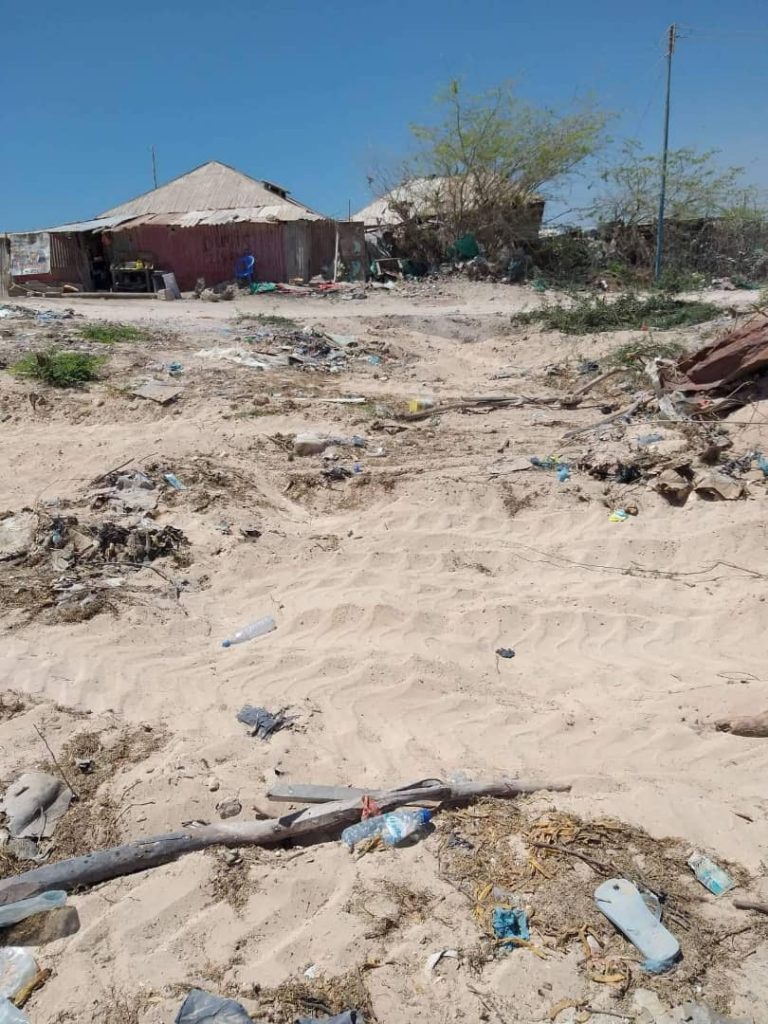 Maamulka Gobolka Banaadir oo billaabay in dib u furo Wado Degmada Kaaraan Ku xirta Isbitaalka Keysanay oo ay Xireen Dhismayaal Sharci darro ah.