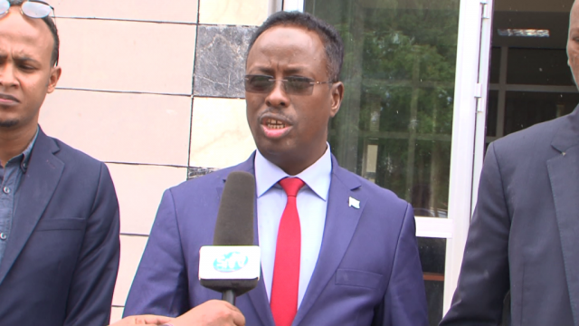 Wasiirka Warfaafinta XFS oo Shacabka Soomaaliyeed ugu baaqay iney ka shaqeeyaan Nabadgelyadda.