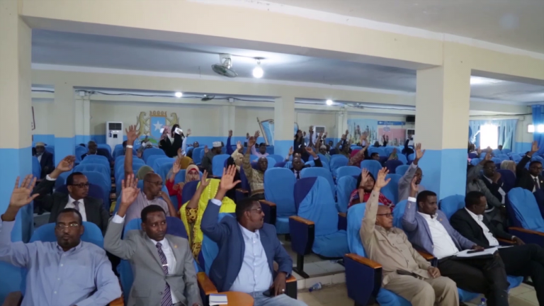 Baarlamaanka Oo Ansaxiyay Hindise Sharciyeedka Guddiyada La Dagaalanka Musuq-maasuqa “SAWIRRO”