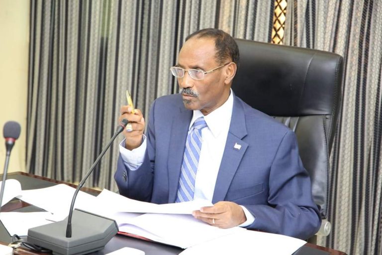 Wasiirka Wasaaradda Maaliyadda C/raxmaan Beyle oo maanta la kulmay Guddiga deyn cafinta Soomaaliya