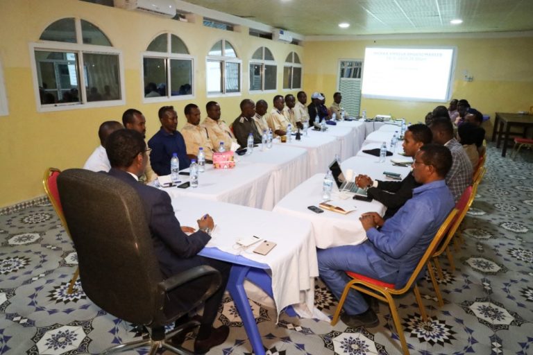 Wasiirka Amniga XFS oo Bogaadiyay howlgalada Argagixisada looga sifeynayo degaanada Gal-mudug.