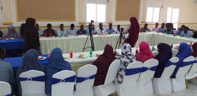 Shir Lagu Taageerayo Dhaq-Dhaqaaqa Dowladda Federaalka Soomaaliya ee Maamul U sameynta Galmudug oo Maanta Ka Dhacay Dhuusomareeb ‘Sawirro’