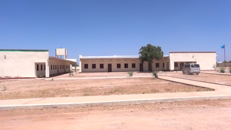 Dhismaha Xarunta Dugsiga Sare ee Degmada Xudur Oo dib loo furay 30-sano kadib.