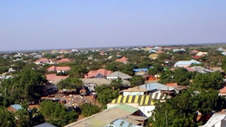 Taliska Booliska oo amar kasoo saaray dadka hubka ku dhexwata  Dhuusamareeb
