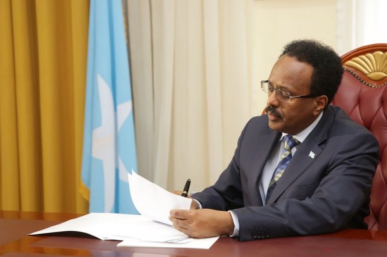 Madaxweyne Farmaajo oo magacaabay Taliyayaal cusub.