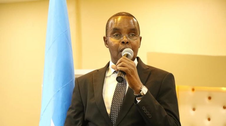 Duqa Muqdisho oo bogaadiyey Culimada Soomaaliyeed sida ay uga qayb qateen  gurmadkii Fataahada Baladweyne