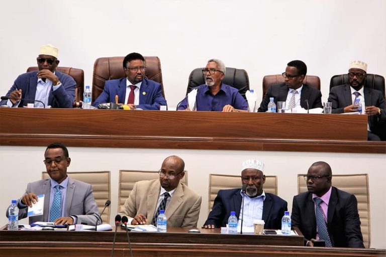 Labada Aqal ee Baarlamaanka Soomaaliya oo Maanta ku kulmaya Muqdisho
