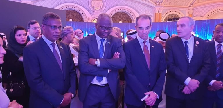 Wasiirka Boostada oo ka qeyb galay Shirka Wasiirrada Isgaarsiinta ee Jaamacadda Carabta.