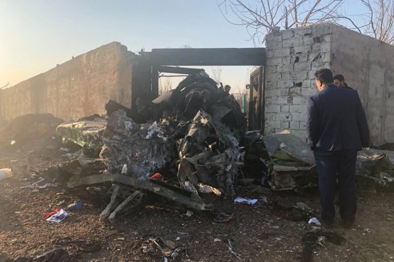 Diyaarada laga leyahay dalka Ukrain oo ku burburtay  meel ku dhaw  garoonka diyaaradaha Tehran