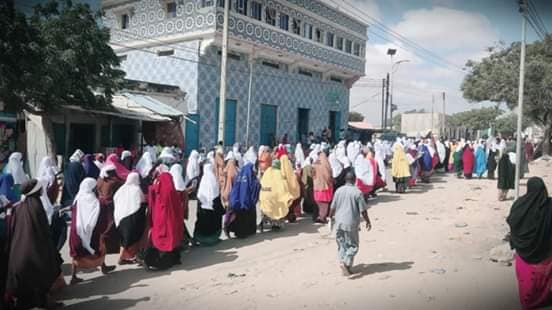 Dagaalkii Kismaayo  Oo Lagu Guuleystay In La Kala Dhex Dhigo Ciidamo Si Loo Qaboojiyo