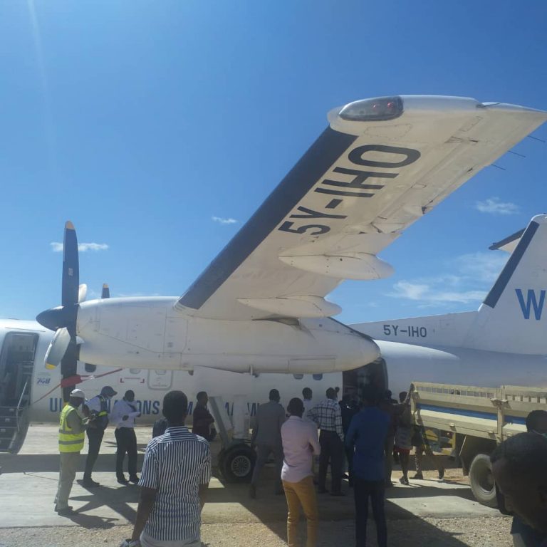 Xukumadda Federaalka Soomaaliya oo qalab lagula tacaalayo Covid-19 gaarsiisay Dhuusamareeb