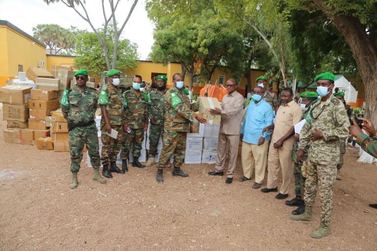 Amisom oo deeq caafimaad gaarsiisay Magaalada Baladweyne