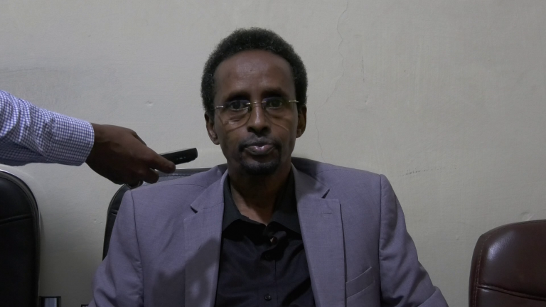 Warbaahinta Bulshada oo saameyn ku yeelatay dhaqanka soo jireenka ahaa ee soomaalida [warbixin].