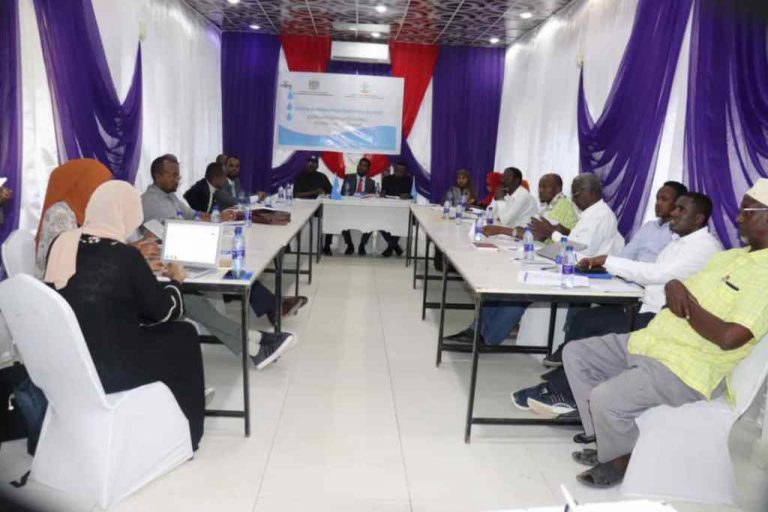 Shir looga hadlayo horumarinta biyaha Galmudug oo lagu qabtay Dhuusamareeb.