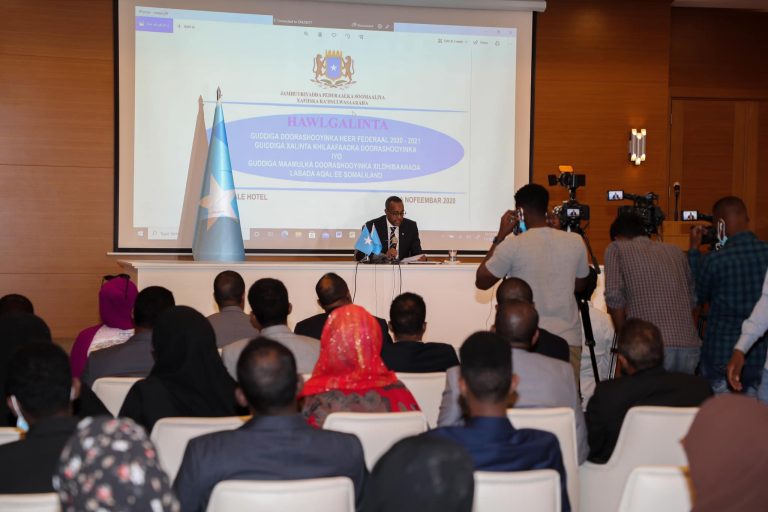 Ra’iisul wasaare Rooble oo la kulmay Guddiyada Doorashooyinka heer Federaal iyo xalinta Khilaafaadka+(SAWIRRO).