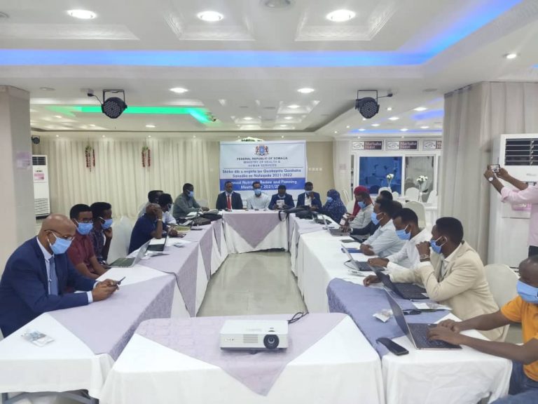 Wasaaradda caafimaadka XFS oo Muqdisho ka furtay shir ku saabsan nafaqada+(SAWIRRO).