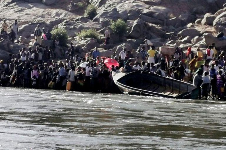 Waxaa sii kordhaya qulqulka dadka qaxootiga ee ka cararaya colaada waqooyiga itoobiya kuwaas oo ka talaabaya xadka Sudan+(SAWIRRO).