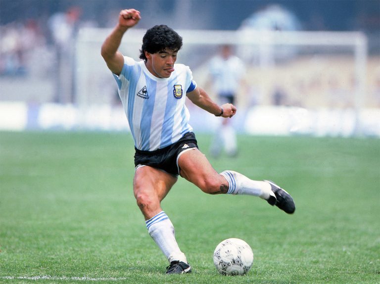 Xidigii hore ee Kubadda Cagta Aduunka Maradona oo u geeriyooday wadno xanuun.