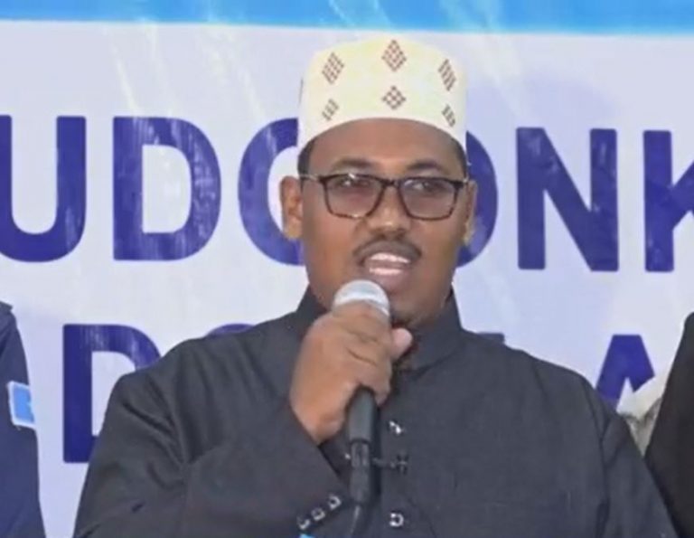 Guddoomiyaha Baarlamaanka Hirshabeelle Cabdixakiin Luqmaan ”Afarta sanno ee soo socto waxey noqo doontaa, afar sanno oo xasilooni iyo Hormar ah”