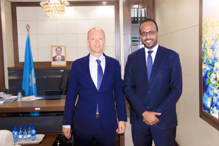 Warsiika Qorsheynta JFS oo Kulan la qaatay Madaxa Hay’adda UNFPA ee Soomaaliya+(SAWIRRO).